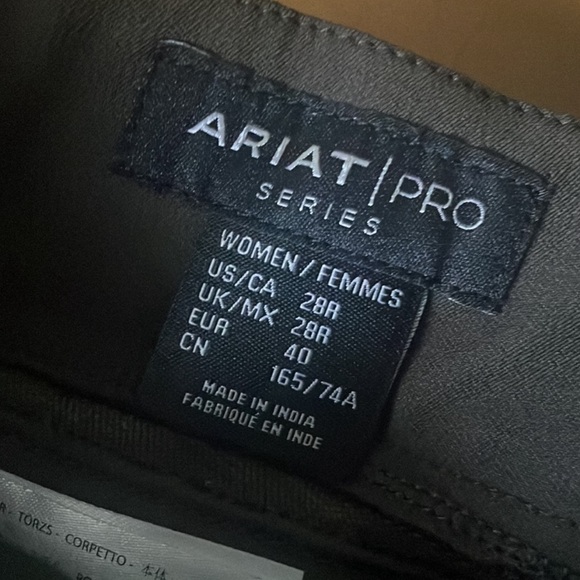 Ariat breeches - Picture 1 of 5